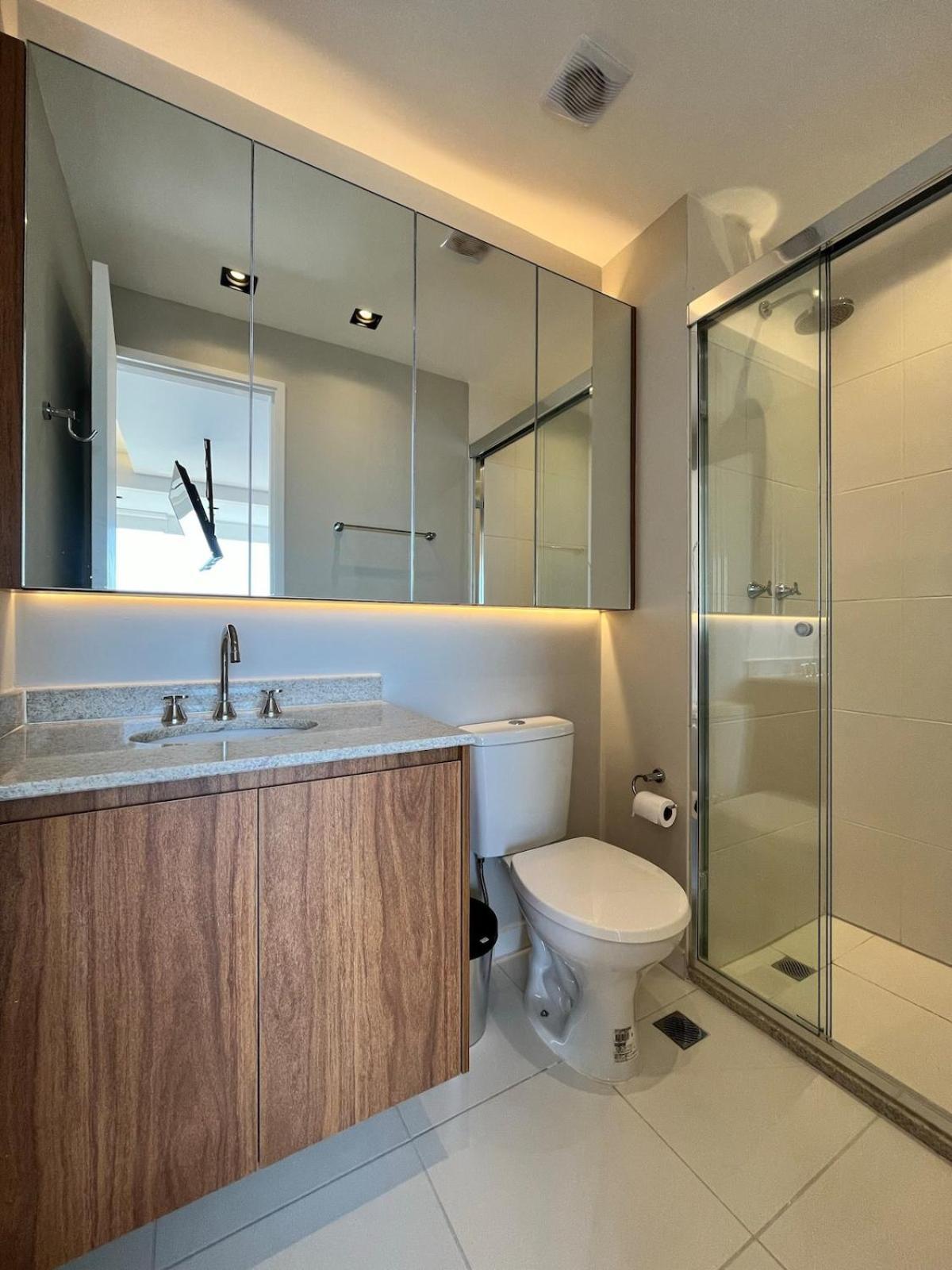 Apartment Style And Comfort Next To The Augusta Park